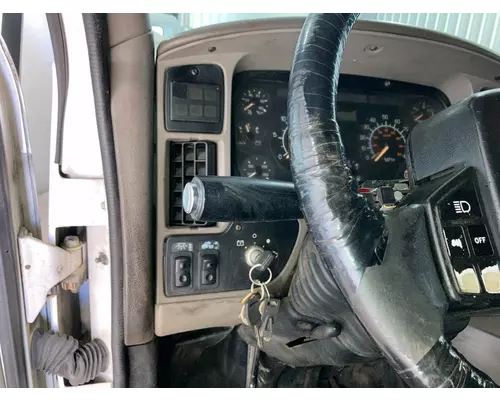 Kenworth T2000 Dash Assembly