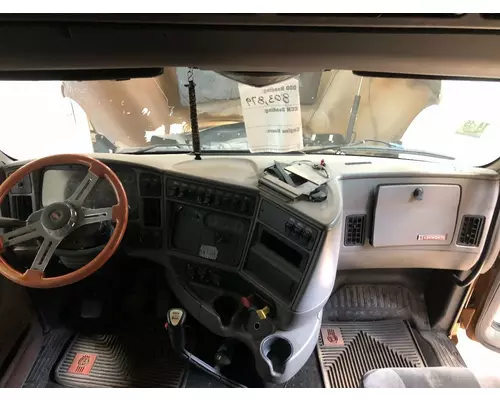 Kenworth T2000 Dash Assembly