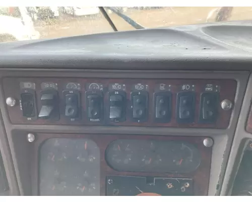 Kenworth T2000 Dash Assembly