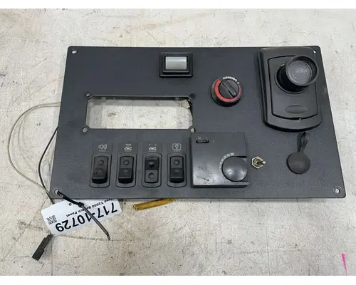 Dash / Console Switch KENWORTH T2000 Frontier Truck Parts