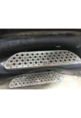 Kenworth T2000 Engine Brackets, Misc.