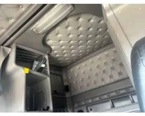 Kenworth T2000 Interior Parts, Misc.
