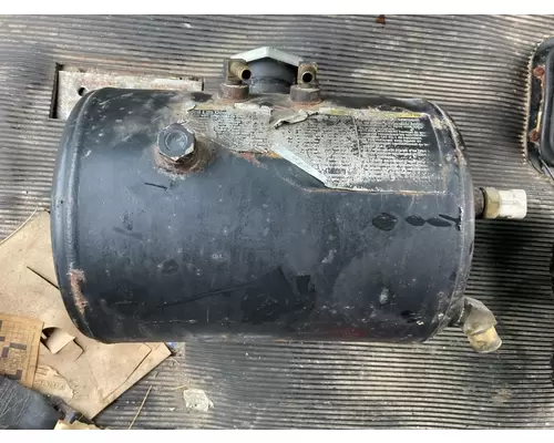 Kenworth T2000 Radiator Overflow Bottle  Surge Tank