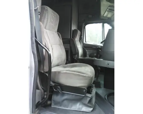 Seat, Front KENWORTH T2000 LKQ Evans Heavy Truck Parts