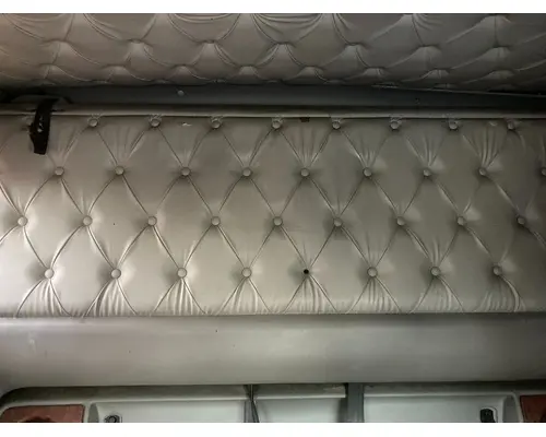 Kenworth T2000 Sleeper Bunk