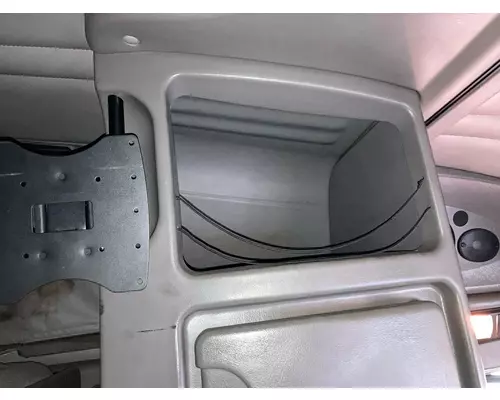 Kenworth T2000 Sleeper Cabinets