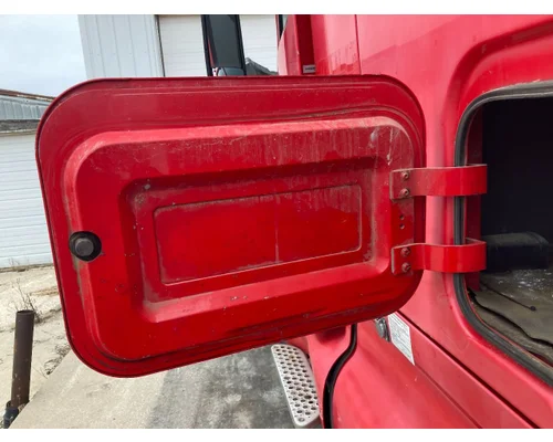 Kenworth T2000 Sleeper Door