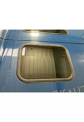 Kenworth T2000 Sleeper Window