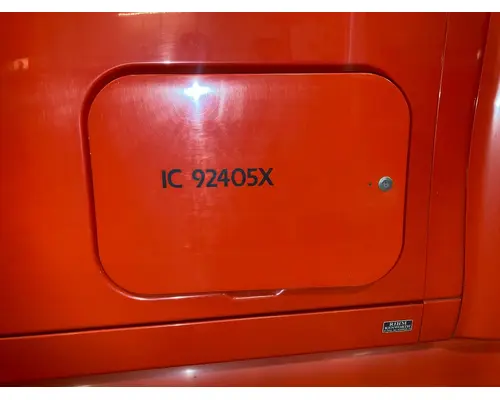 Sleeper Kenworth T2000 Vander Haags Inc Sf