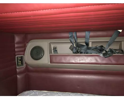 Sleeper Kenworth T2000 Vander Haags Inc Cb