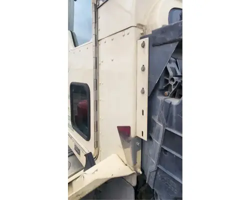 Kenworth T270 Cowl