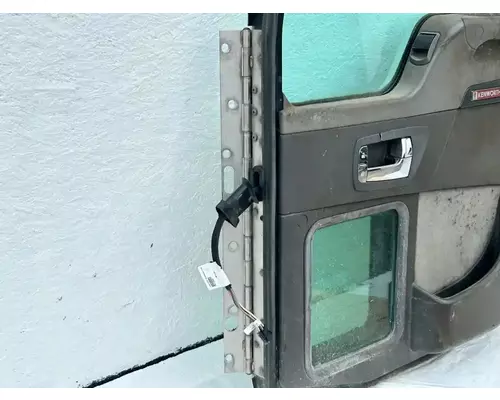Kenworth T270 Door Assembly, Front