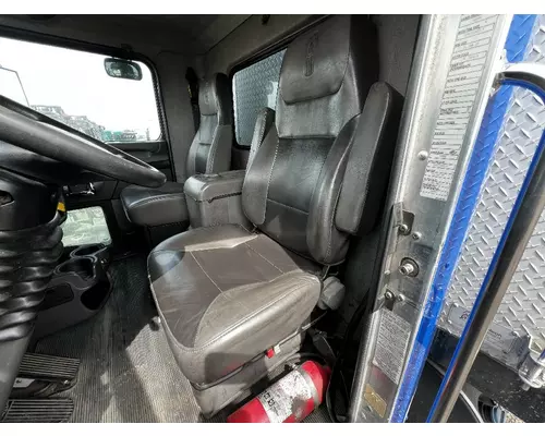 Seat, Front KENWORTH T270 DTI Trucks