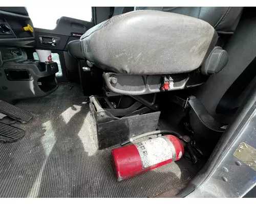 Seat, Front KENWORTH T270 DTI Trucks