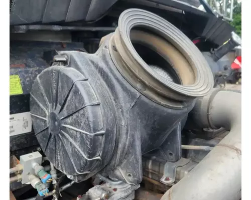 Kenworth T300 Air Cleaner