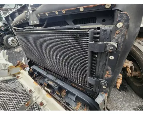 Kenworth T300 Air Conditioner Condenser