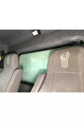 Kenworth T300 Back Glass