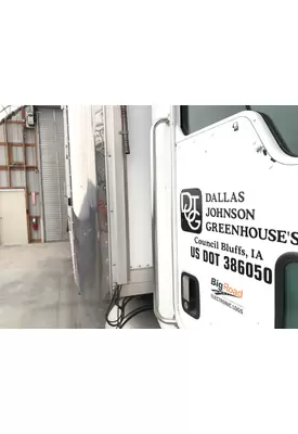 Kenworth T300 Body, Misc. Parts