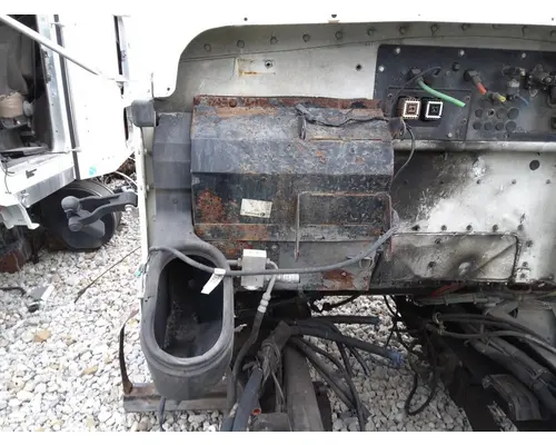 Body Parts, Misc. Kenworth T300 Vander Haags Inc Kc