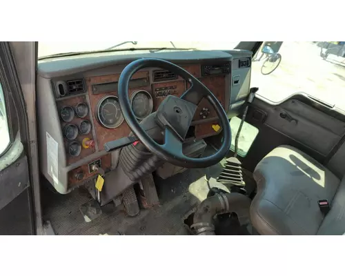 Kenworth T300 Cab 