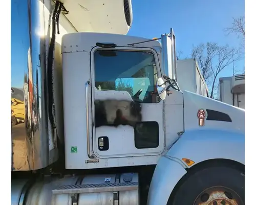 Kenworth T300 Cab