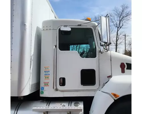 Kenworth T300 Cab