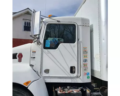 Kenworth T300 Cab