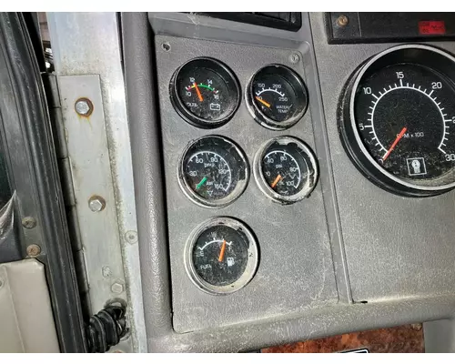 Kenworth T300 Dash Assembly