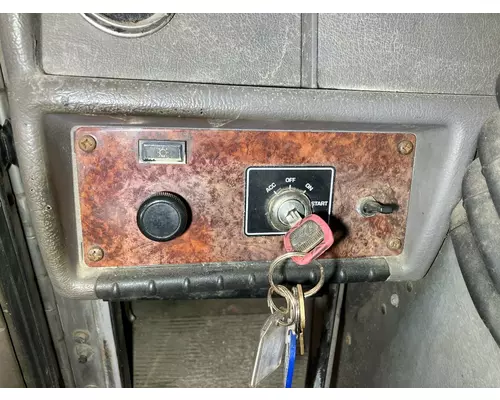 Kenworth T300 Dash Assembly