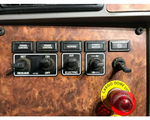Kenworth T300 Dash Assembly