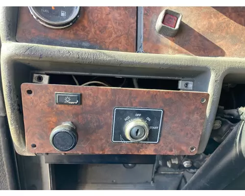 Kenworth T300 Dash Assembly