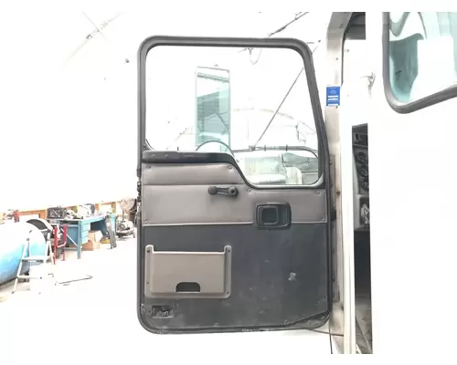 Kenworth T300 Door Assembly, Front