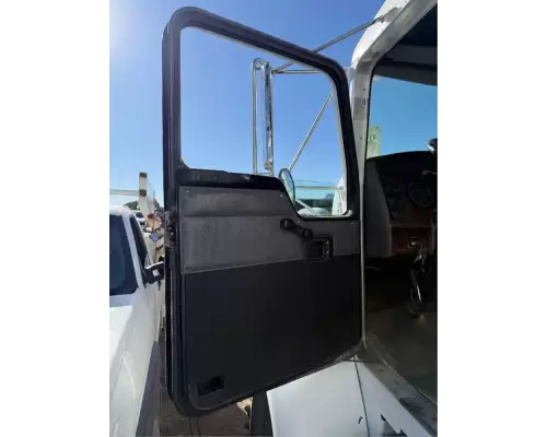 Kenworth T300 Door Assembly, Front