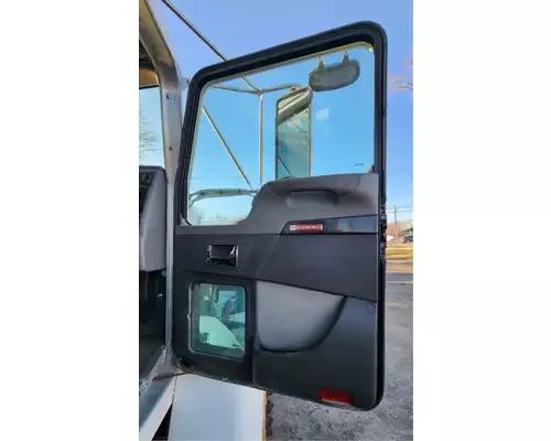 Kenworth T300 Door Assembly, Front