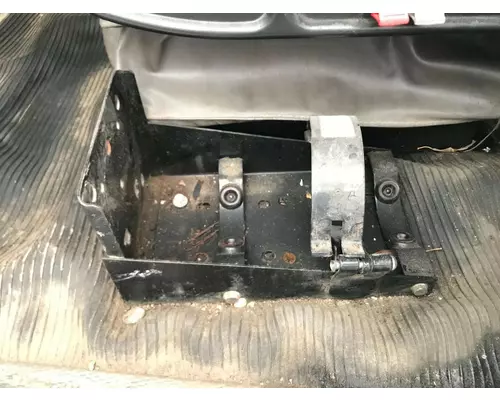 Brackets, Misc. Kenworth T300 Vander Haags Inc Cb
