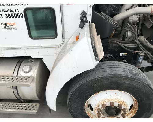 Kenworth T300 Fender