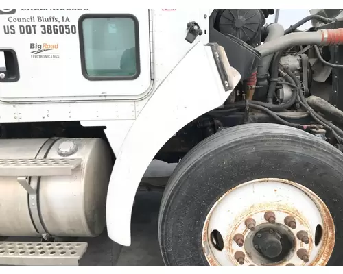 Kenworth T300 Fender