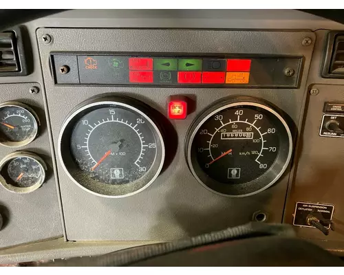 Kenworth T300 Instrument Cluster