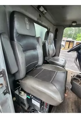 Kenworth T300 Seat, Front