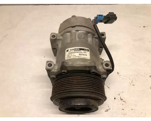 Kenworth T370 Air Conditioner Compressor