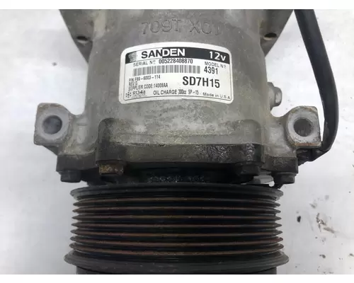 Kenworth T370 Air Conditioner Compressor