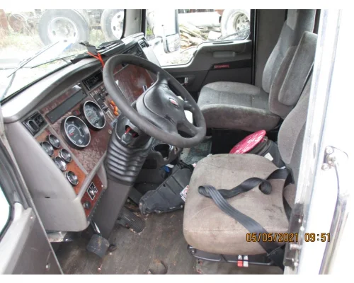Kenworth T370 Cab