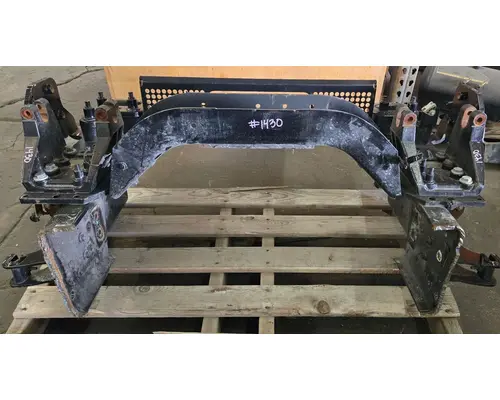 Crossmember KENWORTH T370 High Mountain Horsepower