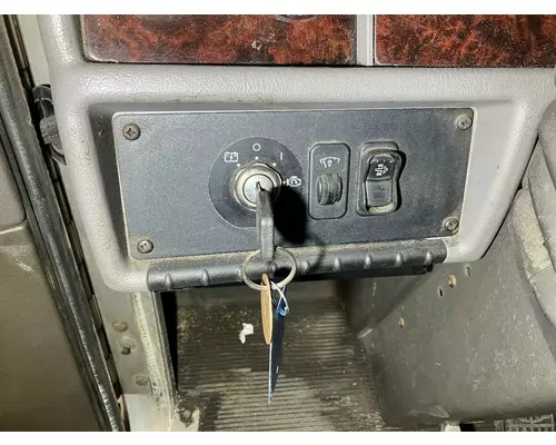 Kenworth T370 Dash Assembly