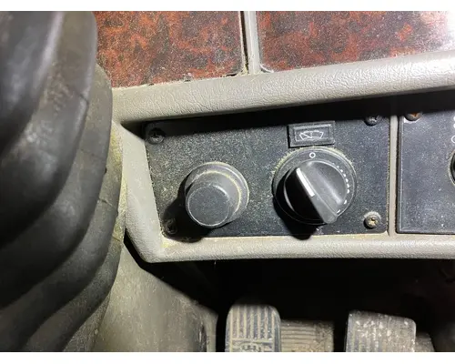 Kenworth T370 Dash Assembly