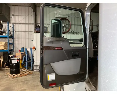 Kenworth T370 Door Assembly, Front