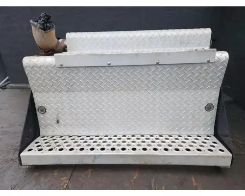 DPF (Diesel Particulate Filter) Kenworth T370 Complete Recycling Group LLC