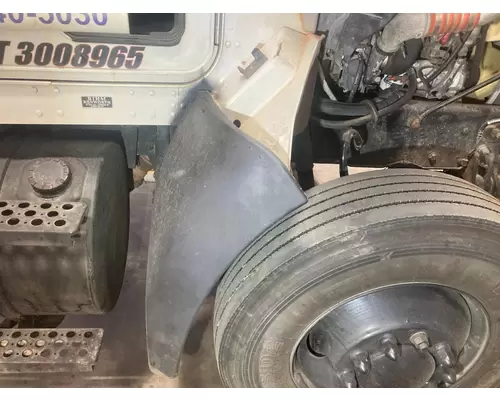 Kenworth T370 Fender