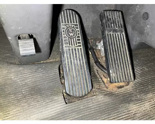 Kenworth T370 Foot Control , Pedal