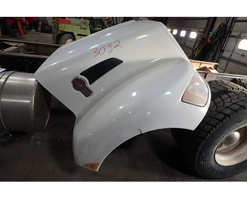 Hood KENWORTH T370 Sam's Riverside Truck Parts Inc